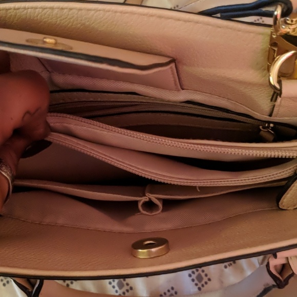 Purse - Picture 3 of 3